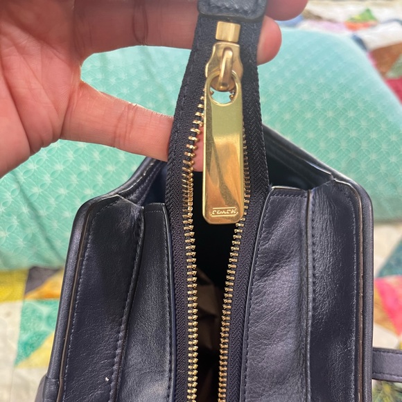 Coach navy blue iridescent tote - Picture 11 of 16